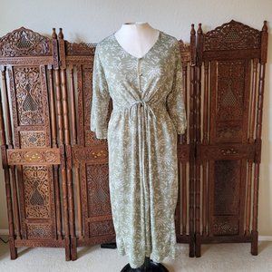 Japanese Brand Chocol Raffine Green and White Floral Robe Dress Layer